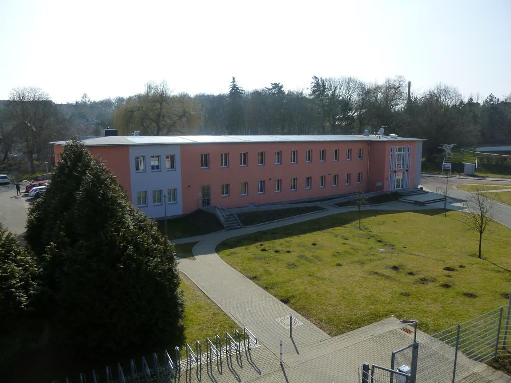 Sport Tourist Hostel Weissenfels Exterior photo